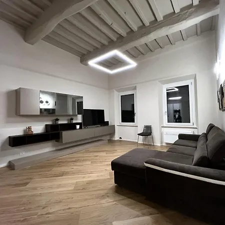 Sulla Via Del Sole Apartment Siena